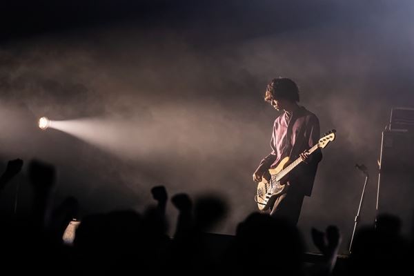 Hakubi「今の私たちのベスト」 キャリア最大規模の東阪ワンマンライブ『賽は投げられた』オフィシャルレポート