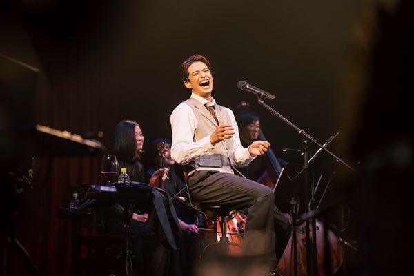 森崎ウィン『Birthday Boy in Billboard Live』ライブレポート「エンターテインメントは人を救う力があると信じて」