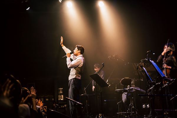 森崎ウィン『Birthday Boy in Billboard Live』ライブレポート「エンターテインメントは人を救う力があると信じて」