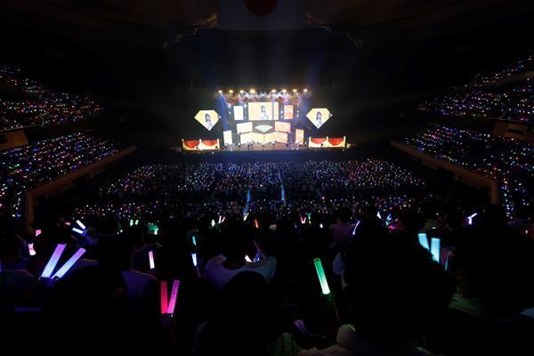 ≠MEが日本武道館でツアーファイナル　初の単独冠番組決定のサプライズも【レポート】