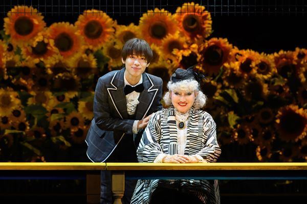 黒柳徹子×松島聡『ハロルドとモード』開幕　前日のゲネプロ取材会レポート＆コメントが到着