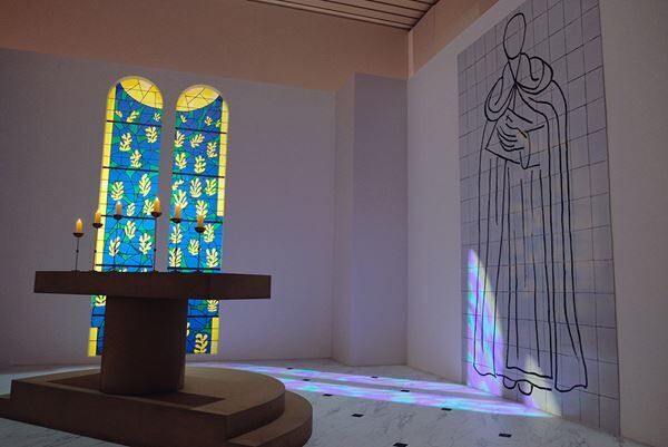 ヴァンスのロザリオ礼拝堂（内部空間の再現）
