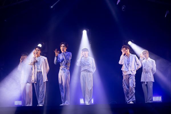 原因は自分にある。夏ツアー東京公演レポート「観測者のためにやっていることが自分たちの夢に変わっていく」