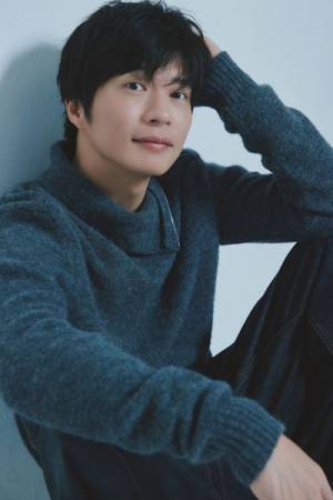 田中圭　新たな発見を楽しみに。白井晃演出で難解作『Medicine メディスン』に挑戦