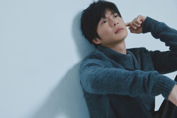 田中圭　新たな発見を楽しみに。白井晃演出で難解作『Medicine メディスン』に挑戦