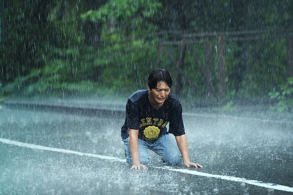 山田涼介主演『サイレントラブ』新たな場面写真＆メイキングカットが公開