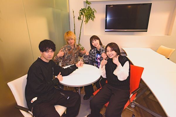左から）千代田修平（『マンガワン』編集部）、ヤマトパンクス（PK shampoo）、Rachel（chelmico）、Mamiko（chelmico） Photo：佐藤瑞起