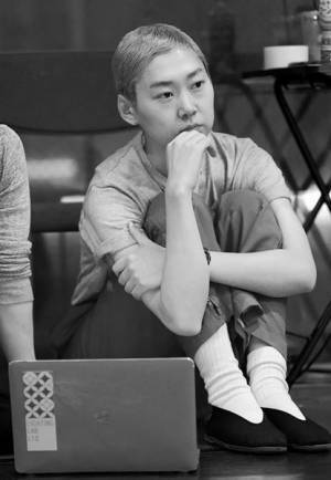 『饗宴/SYMPOSION』開幕に先立ち、橋本ロマンス＆篠田ミルのコメントが到着