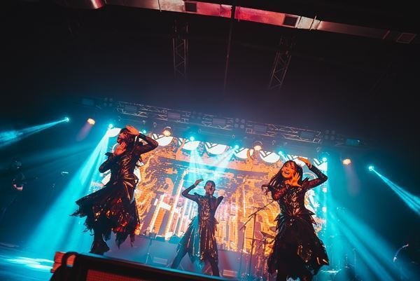 BABYMETAL、約18万人を動員した初の中南米ツアー完遂　Slipknotのヘッドラインショーへのゲスト出演も