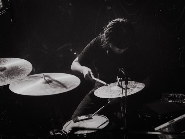 雪国×ひとひらの“これから”を感じさせるOaiko主催ツーマンイベント『これまでとここから』