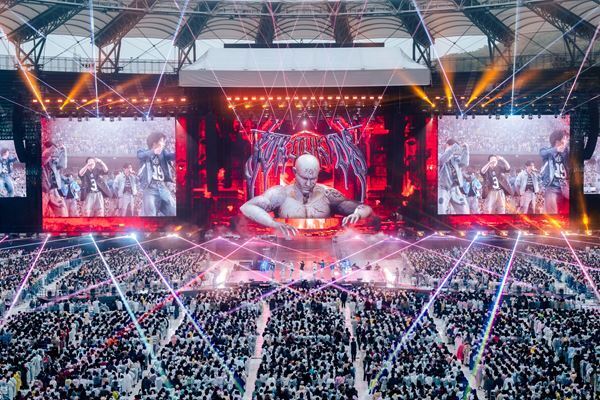 Stray Kids ワールドツアー、22万人のSTAYと紡ぐ「最強の時間」最終日の静岡・エコパスタジアムをレポート