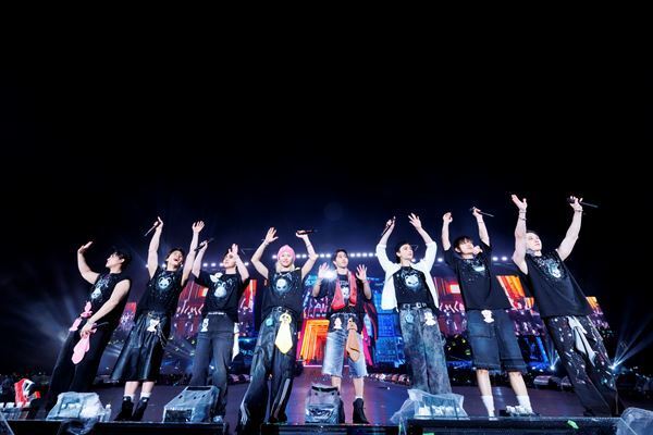 Stray Kids ワールドツアー、22万人のSTAYと紡ぐ「最強の時間」最終日の静岡・エコパスタジアムをレポート