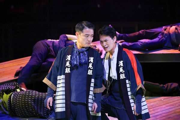 長塚圭史演出の舞台『花と龍』開幕「荒々しくも清らかな奮闘を劇場でご覧いただけたら」