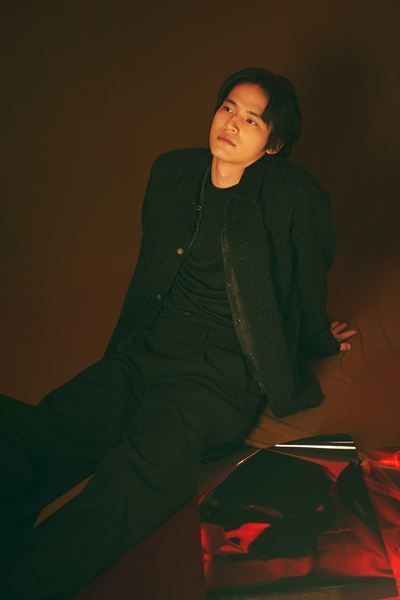 「青色ではない青春」快進撃を続ける水上恒司が挑む会話劇『シナントロープ』で描く等身大の悩みと希望