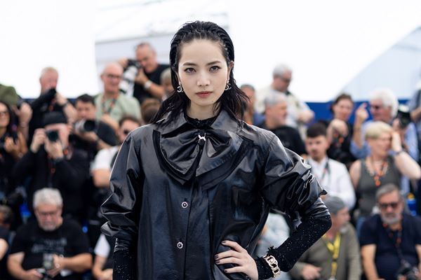 二宮和也「日本でもなかなか経験のできないことを海外で起こせた」『８番出口』小松菜奈らとともにフォトコールに登場