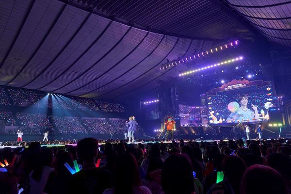 EBiDAN史上最大の“ホテル”開業！ 代々木3daysで見せた 9グループの絆「EBiDAN THE LIVE 2025 HOTEL NINE STAR」最終日レポート