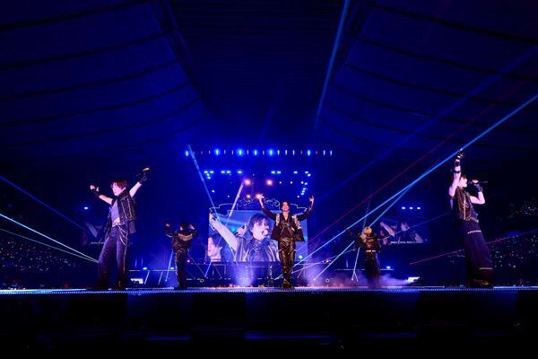 EBiDAN史上最大の“ホテル”開業！ 代々木3daysで見せた 9グループの絆「EBiDAN THE LIVE 2025 HOTEL NINE STAR」最終日レポート