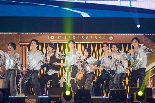 EBiDAN史上最大の“ホテル”開業！ 代々木3daysで見せた 9グループの絆「EBiDAN THE LIVE 2025 HOTEL NINE STAR」最終日レポート