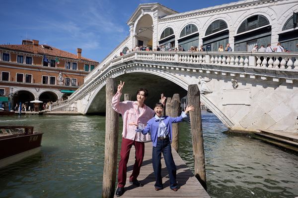 『果てしなきスカーレット』第82回ヴェネチア国際映画祭選出　芦田愛菜、岡田将生、細田守監督が現地に到着