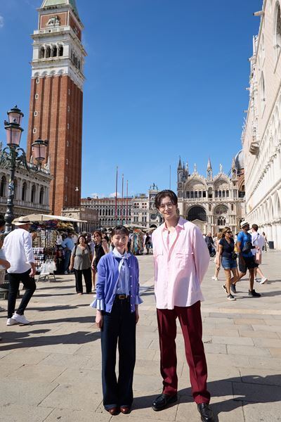 『果てしなきスカーレット』第82回ヴェネチア国際映画祭選出　芦田愛菜、岡田将生、細田守監督が現地に到着