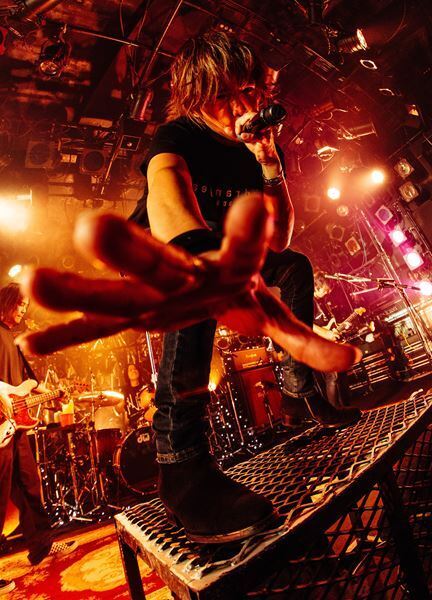 INORAN（LUNA SEA）、再録アルバム 『ニライカナイ-Rerecorded-』を携えたリヴァイヴ・ツアー完走 「『ニライカナイ』は終わらない」宣言が示す、旅の続き【オフィシャルレポート】