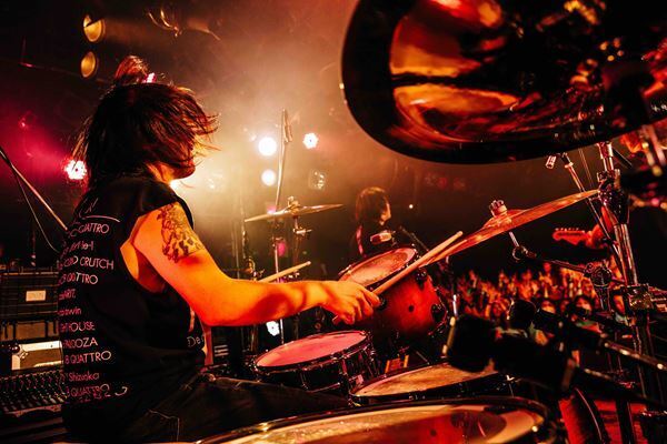 INORAN（LUNA SEA）、再録アルバム 『ニライカナイ-Rerecorded-』を携えたリヴァイヴ・ツアー完走 「『ニライカナイ』は終わらない」宣言が示す、旅の続き【オフィシャルレポート】