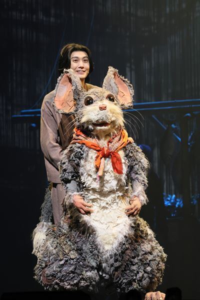 【レポート】柚香光、異界へ降り立つ。壮大なスケールで描かれるミュージカル『十二国記』、世界初演がついに開幕