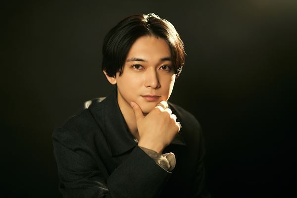 吉沢亮・板垣李光人 再共演で感じたこと「吉沢さんがリラックスできる雰囲気を作ってくださった」