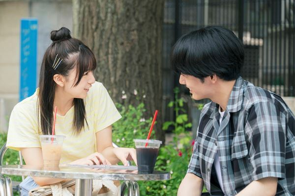 映画『366日』赤楚衛二と上白石萌歌の仲睦まじい姿から別れの瞬間を捉えた場面写真公開