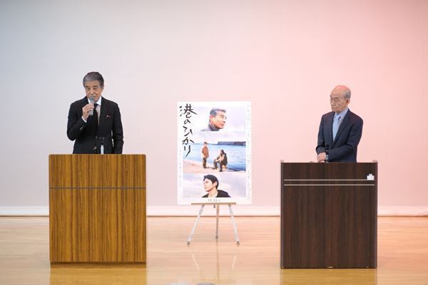 舘ひろし×笹野高史『港のひかり』ロケ地・富山刑務所で講話「強くなろうとしてください」