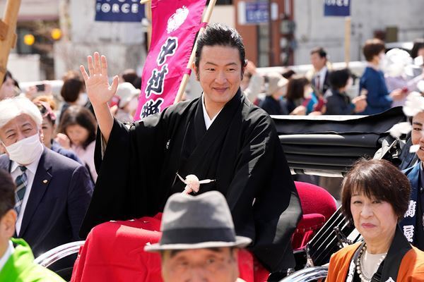 中村獅童らが成功を祈願　第三十八回「四国こんぴら歌舞伎大芝居」お練り＆セレモニーのレポート到着