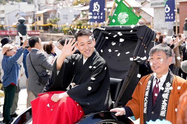 中村獅童らが成功を祈願　第三十八回「四国こんぴら歌舞伎大芝居」お練り＆セレモニーのレポート到着