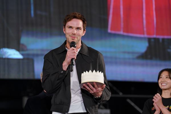 ジョニー・デップら総勢23名のセレブが大集結！ 『東京コミコン2025』グランドフィナーレをレポート