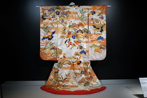 『豊原国周 生誕190年 歌舞伎を描く』展示の模様をレポート　初公開の錦絵帖から、色鮮やかな役者絵の優品を一挙展示