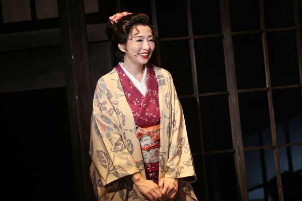 市村正親、パワーの源は「やっぱり肉」　歴史ある劇場で“エノケン”の半生を演じきる