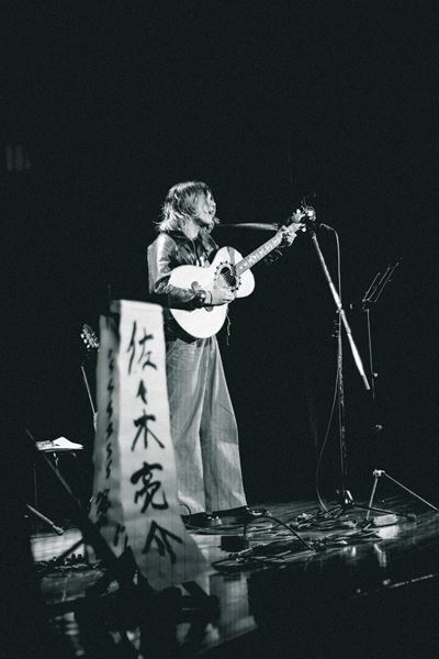 佐々木亮介主催"雷よ静かに轟け”第十夜は山口洋(HEATWAVE)を迎え開催「洋さんを見て思うのは、そのままでいいってこと」