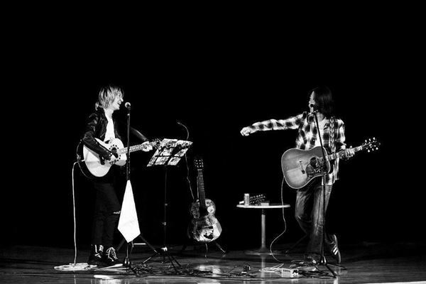 古市コータローをゲストに迎えた『佐々木亮介弾き語り興行“雷よ静かに轟け”第四夜』オフィシャルレポート