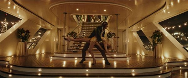 映画『BETTER MAN／ベター・マン』運命の出会いを果たしたふたりが恋に落ちるロマンチックな本編映像公開