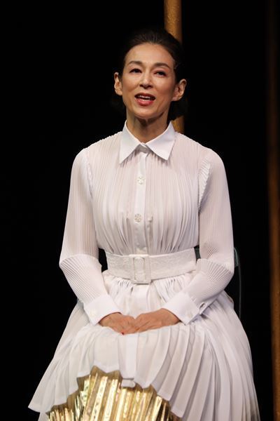 天海祐希が世界的ダンサー、アダム・クーパーと夢の共演「ご褒美です！」新作舞台『レイディマクベス』開幕