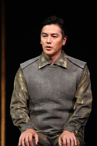 天海祐希が世界的ダンサー、アダム・クーパーと夢の共演「ご褒美です！」新作舞台『レイディマクベス』開幕