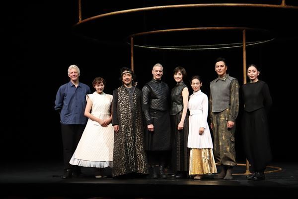 天海祐希が世界的ダンサー、アダム・クーパーと夢の共演「ご褒美です！」新作舞台『レイディマクベス』開幕