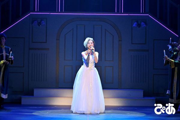 上田竜也が櫻井翔から受けた役作りのアドバイスとは？　音楽劇『謎解きはディナーのあとで』開幕