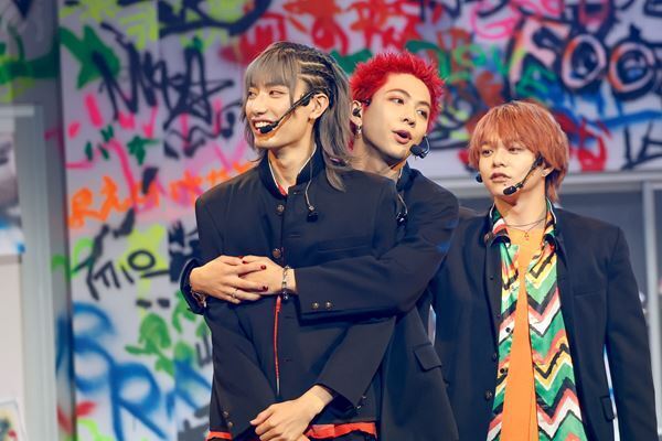 【ライブレポート】「SUPER★DRAGON DRA FES 2024」絆の強さを確かめた3時間 「この9人とBLUEで9周年を迎えられた奇跡を抱きしめたい」