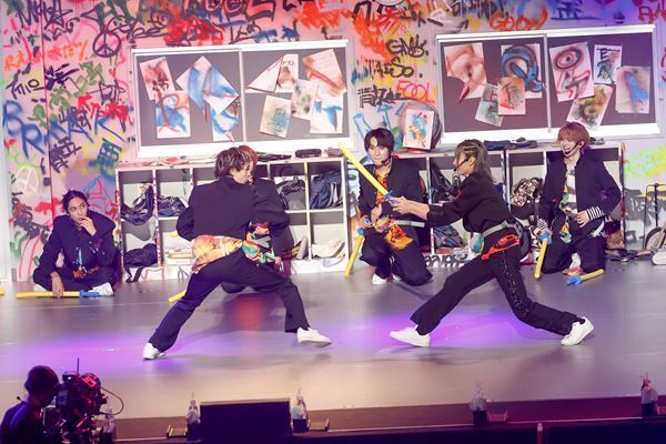 【ライブレポート】「SUPER★DRAGON DRA FES 2024」絆の強さを確かめた3時間 「この9人とBLUEで9周年を迎えられた奇跡を抱きしめたい」