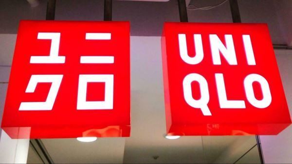 ユニクロC、秋冬新作の男女兼用スニーカーを着用レビュー！　履きやすく歩きやすい優秀アイテムが5,000円以下！