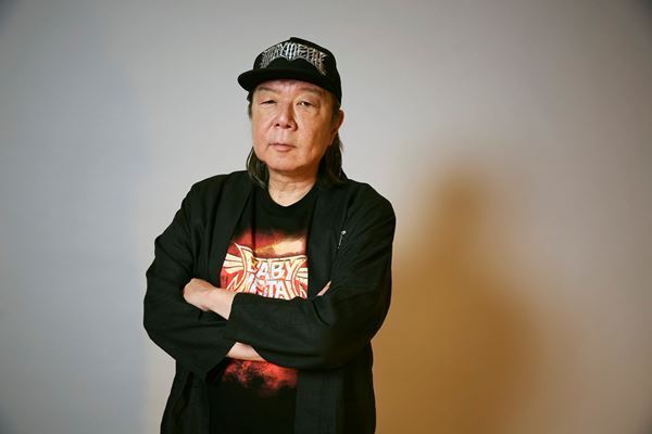 劇団☆新感線の看板俳優・古田新太と、劇団をわかっている男・向井理が語る、最新作と新感線の魅力の作られ方