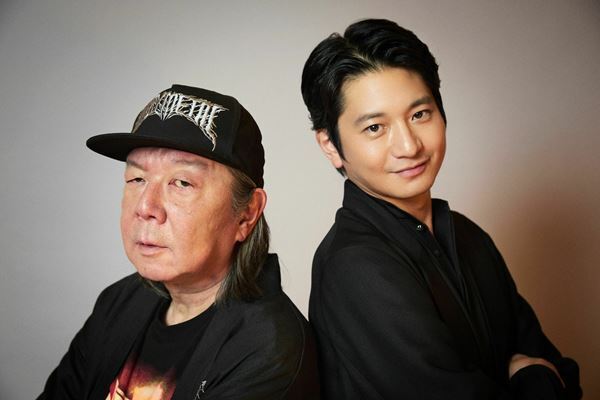 劇団☆新感線の看板俳優・古田新太と、劇団をわかっている男・向井理が語る、最新作と新感線の魅力の作られ方