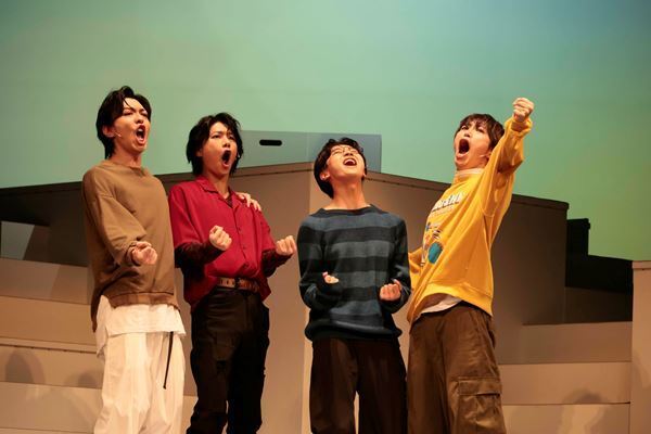 GRe4N BOYZメンバーからのコメントも到着！ 舞台『それってキセキ』開幕