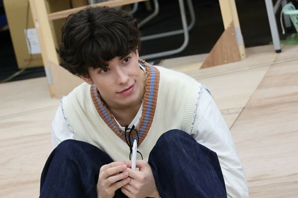 「舞台ではみんなで一緒にページをめくっていく」　ミュージカル『四月は君の嘘』稽古場レポート＆オフショット