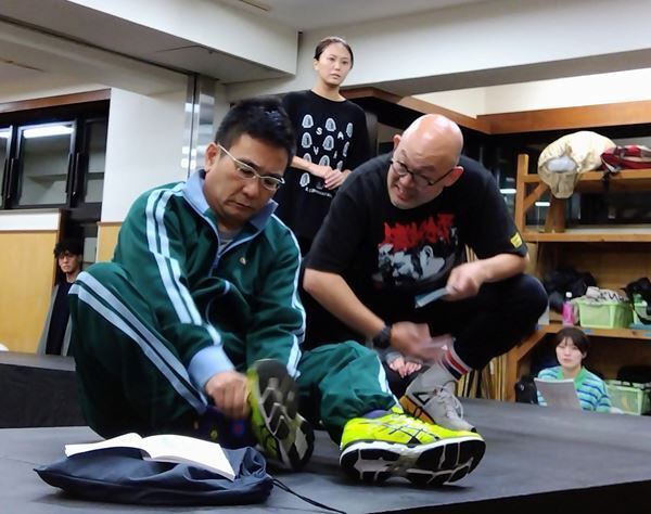 貴重な再演で「善意と復活」を描く。カムカムミニキーナ『くまむく〜閻魔悪餓鬼温泉騒動記～』